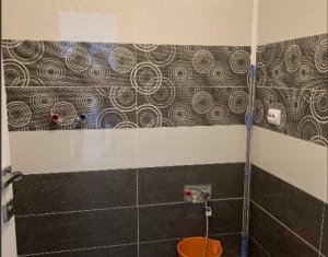 Lakás 3 szobák eladó on Floresti