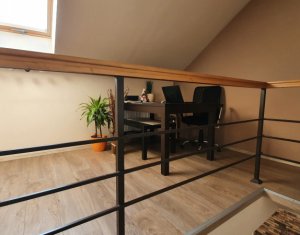 Lakás 3 szobák eladó on Floresti