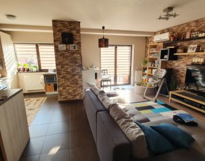 Lakás 3 szobák eladó on Floresti