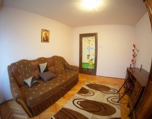 Appartement 4 chambres à louer dans Cluj-napoca, zone Marasti
