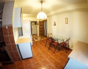 Appartement 4 chambres à louer dans Cluj-napoca, zone Marasti
