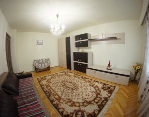 Appartement 4 chambres à louer dans Cluj-napoca, zone Marasti