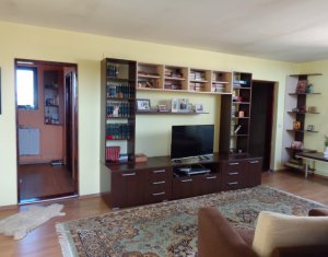 Ház 5 szobák eladó on Jucu De Sus