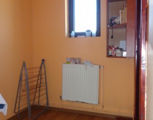 Ház 5 szobák eladó on Jucu De Sus