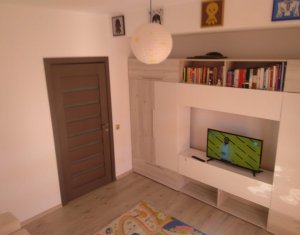 Lakás 3 szobák eladó on Floresti