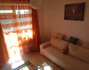 Lakás 3 szobák eladó on Floresti