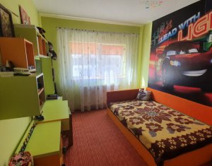 Lakás 2 szobák eladó on Floresti