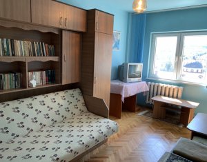 Lakás 4 szobák eladó on Cluj-napoca, Zóna Manastur