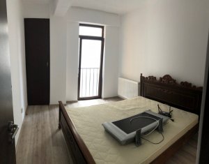 Appartement 3 chambres à louer dans Floresti