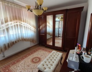 Ház 5 szobák eladó on Floresti