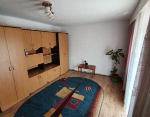 Lakás 3 szobák kiadó on Floresti