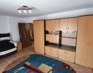 Lakás 3 szobák kiadó on Floresti