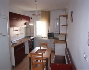 Lakás 4 szobák eladó on Cluj-napoca, Zóna Manastur