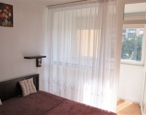 Lakás 4 szobák eladó on Cluj-napoca, Zóna Manastur