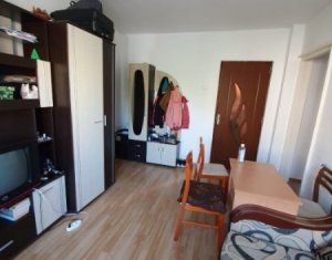 Lakás 4 szobák kiadó on Cluj-napoca, Zóna Manastur