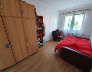 Lakás 4 szobák kiadó on Cluj-napoca, Zóna Manastur