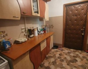 Lakás 4 szobák kiadó on Cluj-napoca, Zóna Manastur