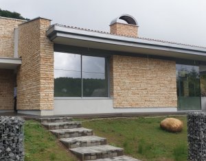 Ház 4 szobák eladó on Feleacu