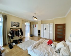 Lakás 4 szobák kiadó on Cluj-napoca, Zóna Centru