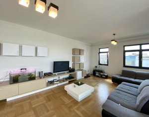 Lakás 4 szobák kiadó on Cluj-napoca, Zóna Centru