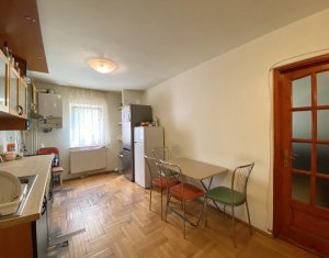 Lakás 4 szobák kiadó on Cluj-napoca, Zóna Zorilor