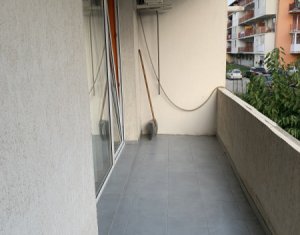 Lakás 1 szobák eladó on Floresti