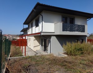 Ház 4 szobák eladó on Apahida