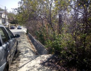 Telek eladó on Dezmir