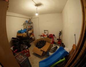 Ház 3 szobák eladó on Campenesti