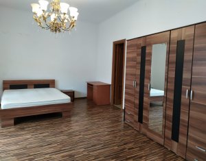 Lakás 4 szobák kiadó on Cluj-napoca, Zóna Centru