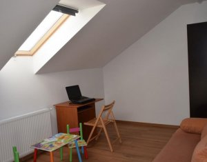 Lakás 4 szobák eladó on Floresti