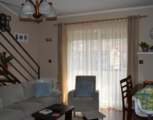 Lakás 4 szobák eladó on Floresti