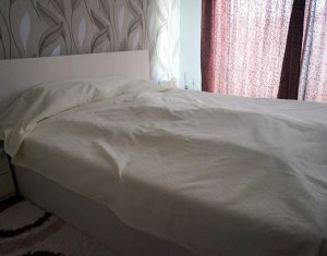 Lakás 4 szobák eladó on Floresti