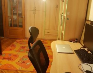 Lakás 3 szobák eladó on Cluj-napoca, Zóna Manastur