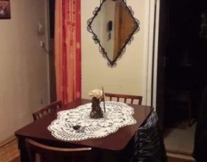 Lakás 4 szobák eladó on Cluj-napoca, Zóna Manastur