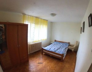 Lakás 4 szobák kiadó on Cluj-napoca, Zóna Manastur