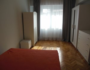 Lakás 3 szobák kiadó on Cluj-napoca, Zóna Centru