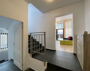 Maison 5 chambres à louer dans Cluj-napoca, zone Faget