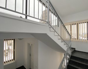 Maison 5 chambres à louer dans Cluj-napoca, zone Faget