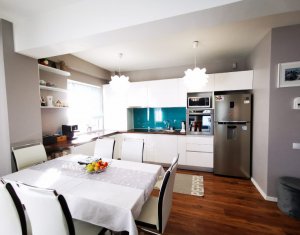 Lakás 4 szobák eladó on Cluj-napoca