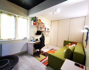 Lakás 4 szobák eladó on Cluj-napoca