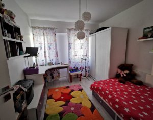 Lakás 4 szobák eladó on Cluj-napoca