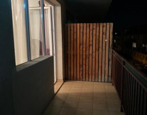 Lakás 3 szobák eladó on Floresti