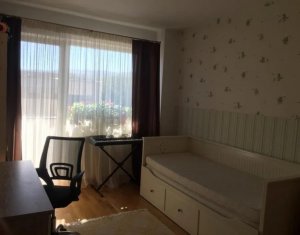 Lakás 4 szobák eladó on Cluj-napoca, Zóna Manastur