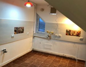 Lakás 2 szobák eladó on Floresti