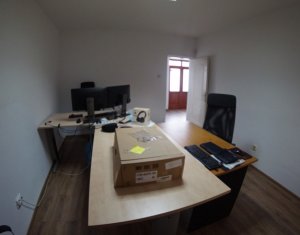 Ház 8 szobák kiadó on Cluj-napoca