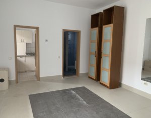 Ház 12 szobák eladó on Cluj-napoca, Zóna Centru