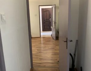 Lakás 3 szobák eladó on Cluj-napoca, Zóna Manastur