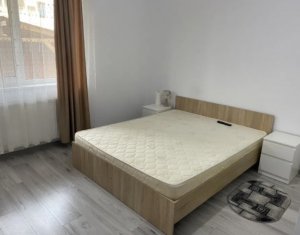 Lakás 3 szobák eladó on Floresti