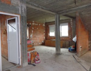 Ház 5 szobák eladó on Jucu De Sus